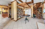 Listing Photo 14
